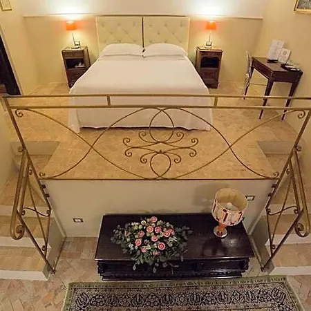 Hotel Palazzo Viceconte 4*