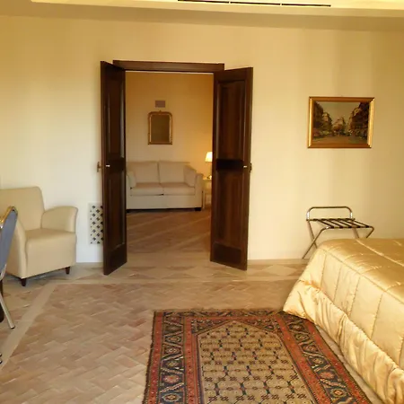 Palazzo Viceconte מלון