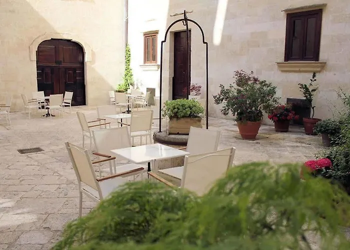 Palazzo Viceconte Hotel